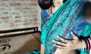 After lying to my husband, I went to my brother-in-law at night wearing a net saree. My brother-in-law fucked me after seeing my