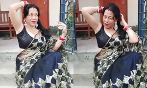 ????jungle mai full aunty STEPSON MASTURBATES WATCHING A THIEF FUCKS ME WITH HIS BIG COCK