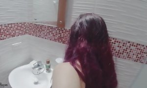 "Horny man pounds his stepfather's wifey privately in the shower - porno in Spanish"