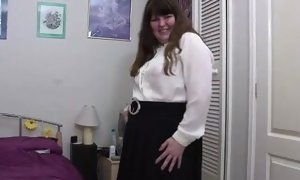 Fledgling mature stepmom with hungry puss