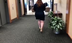 Red-haired Office phat ass white girl 1 of 2