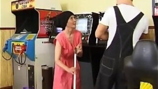 Muscle Guy Fucks Ugly Granny