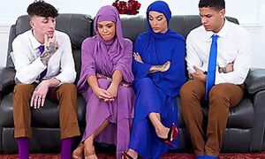 Hijab Milfs Have Pussy Shattering Affair - The Official Egypt & Vivianne Desilva