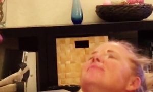 Mate Gives wifey A facial cumshot