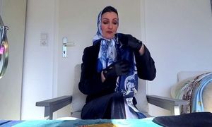 Headscarf Mistress: nasty wank off guidelines for cloth wankers