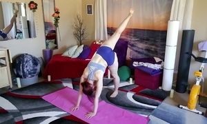 Aurora Willows yoga in sexy booty shorts