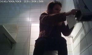 Restroom Spy super-hot woman 003