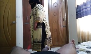 (Tamil super-steamy Maa Apne Bete ke sath chudai karta hai) Indian cougar stepmother helps sonnie jizz - But Accidentally internal jizzssuper-steamy