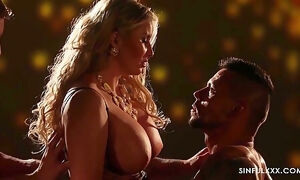 And Jarushka Rosss Fmm Threesome By