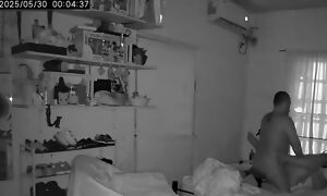 Real cam amateur couple having homemade sex in the room