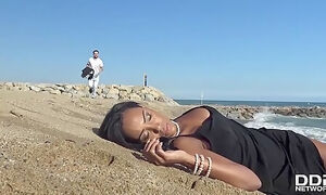 Bouncy At Blowjob - Noe Milk