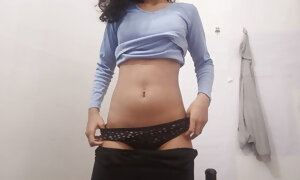Red-hot ultra-cute indian chick having tastey felling ? who wants to have joy with her