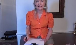 70yo Texas amateur GILF Diane is your individual secretary